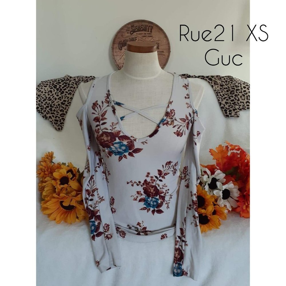 Rue21 XS Floral Off Shoulder White Blouse